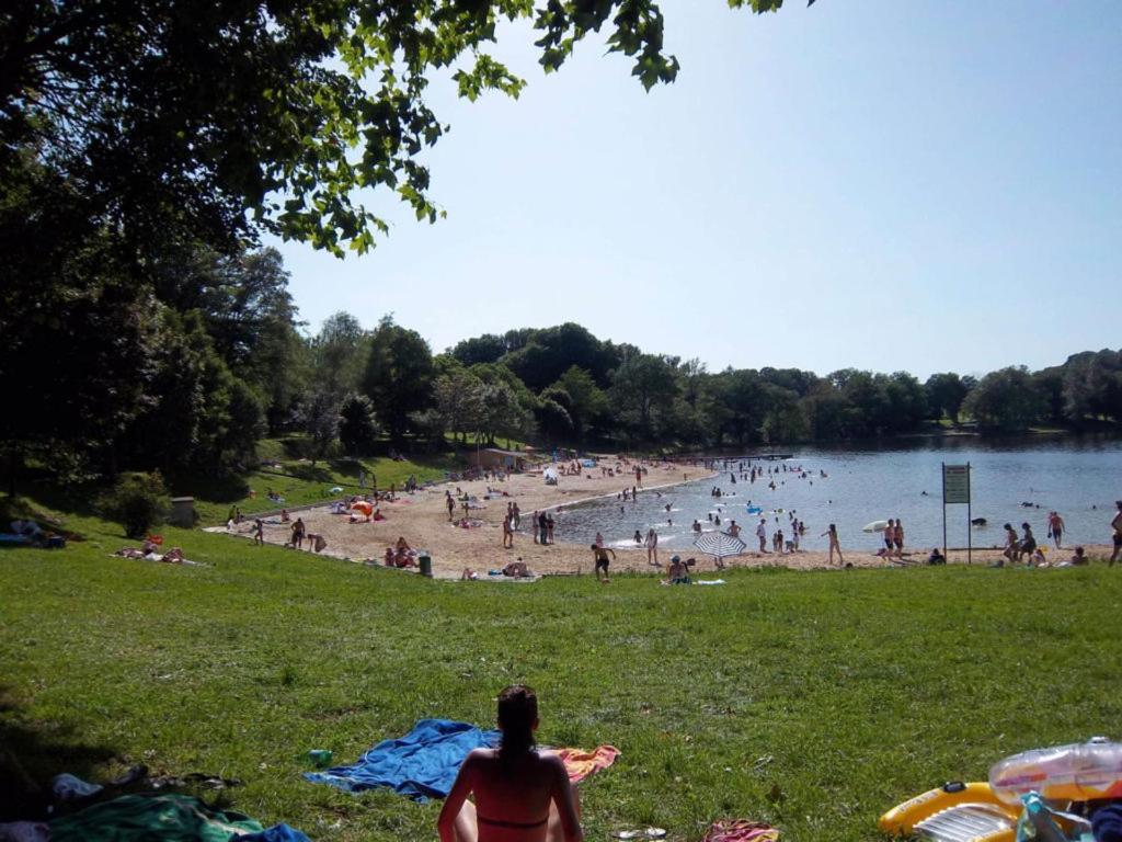 Les Gites Du Gauliat Espartignac Экстерьер фото