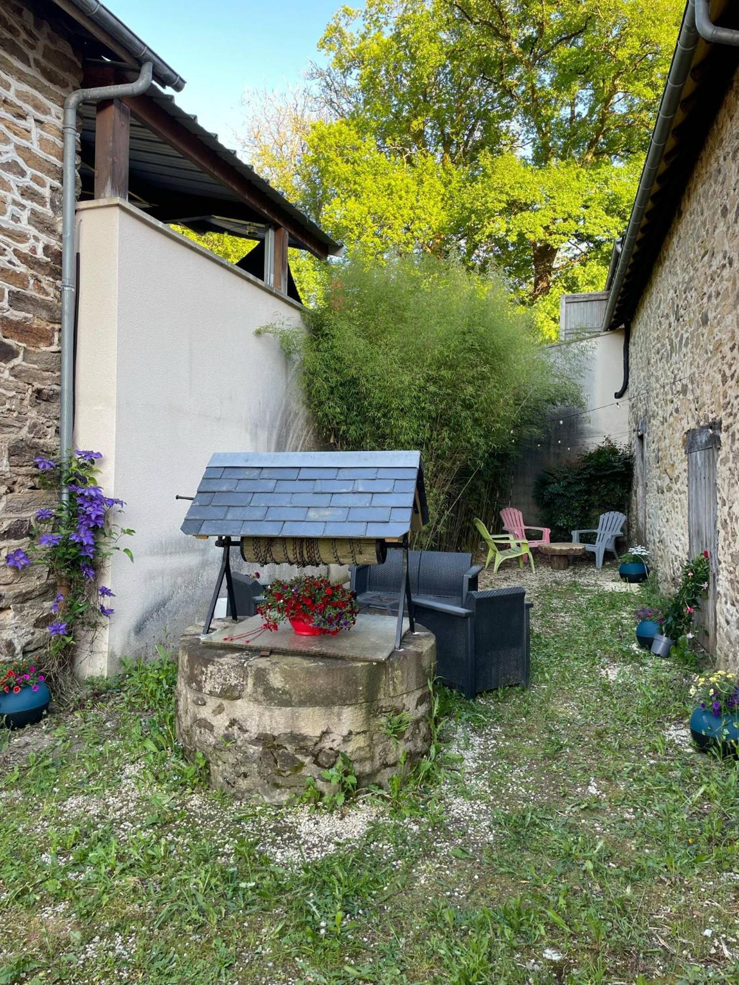 Les Gites Du Gauliat Espartignac Экстерьер фото